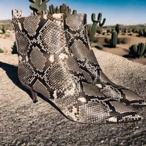 Franco Sarto NWT Snakeskin Ankle Booties